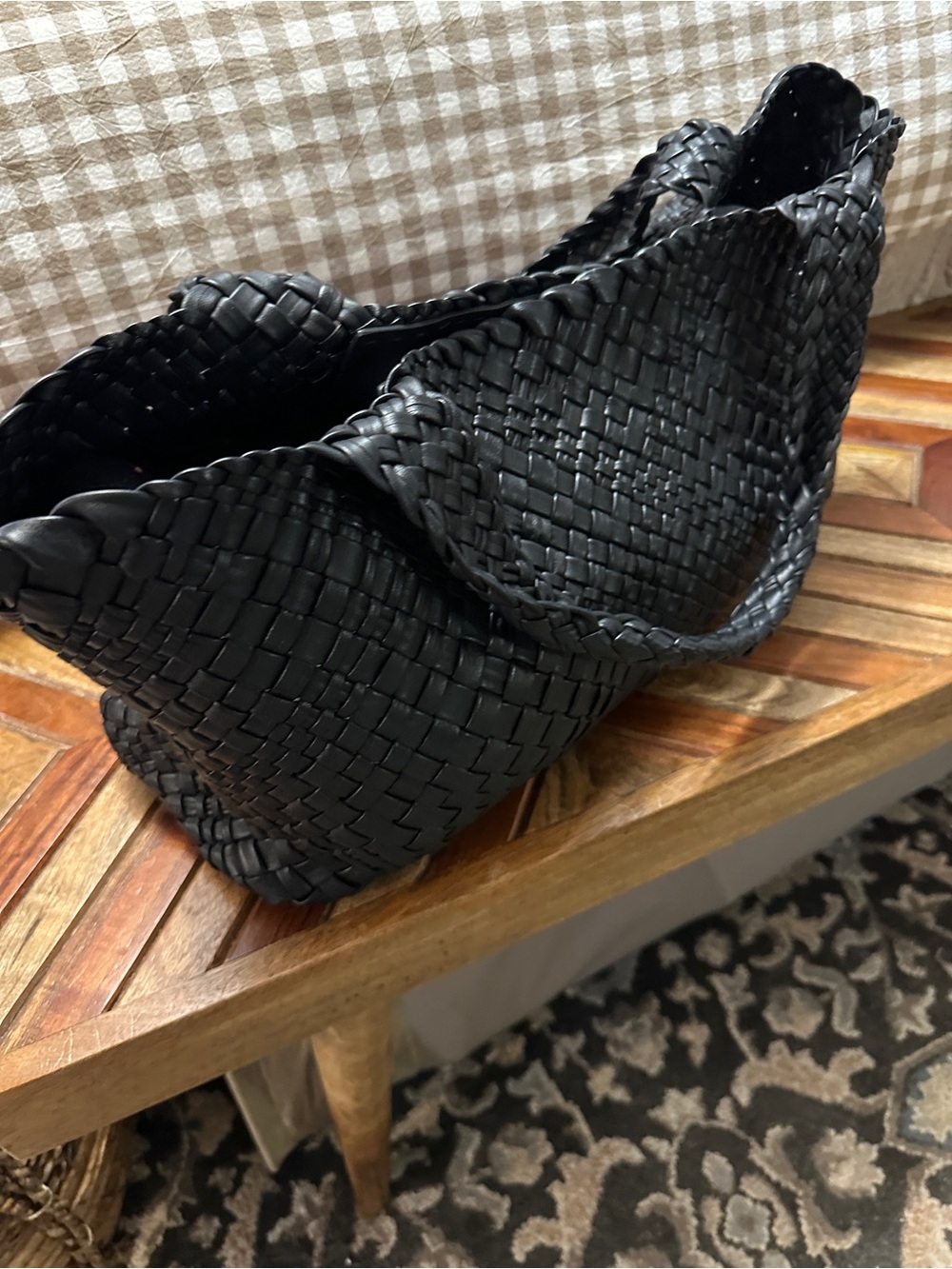 Falor Black Woven Tote Bag - Stylish Everyday Carry - Picture 3 of 8
